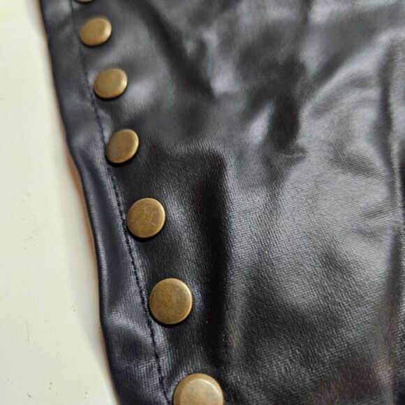 NEW Yandy Queen of the North Game of Thrones GOT Jon Snow Sexy Costume Small - Picture 6 of 9